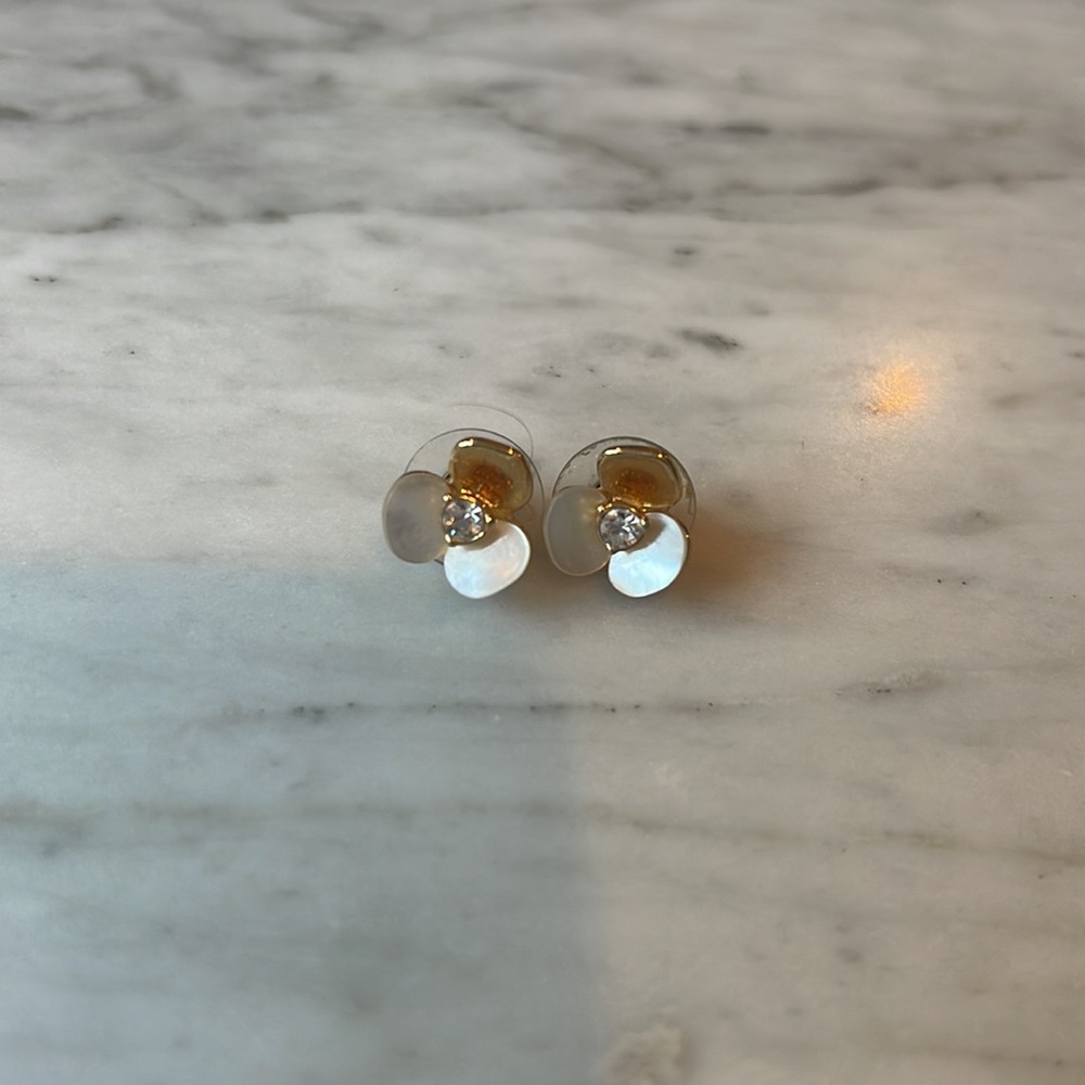 Kate Spade Pearl & Gold Pedal Earrings